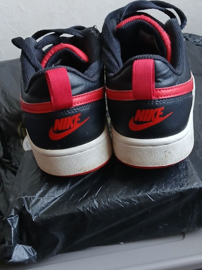 Baskets Nike pointure 38 - photo numéro 3