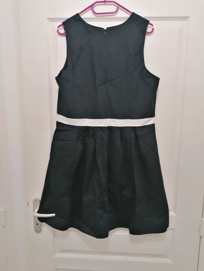 Robe noire neuve juste lavée taille 42 - photo numéro 3