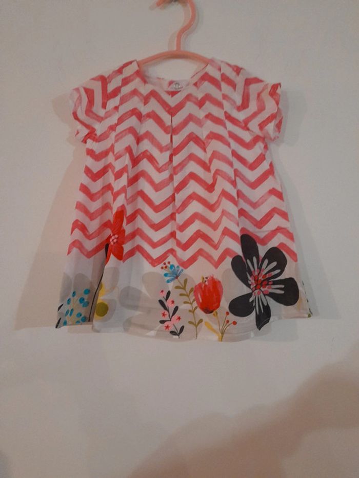 Robe avec culotte.  Catimini. Taille 6 mois. - photo numéro 3