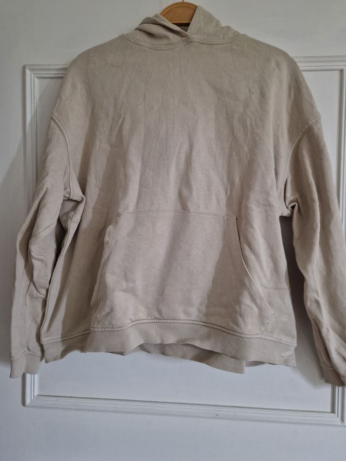 Sweat a capuche - photo numéro 3