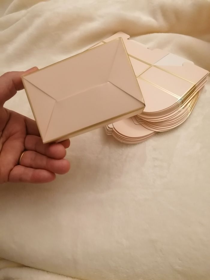 Lot de 25 boites roses pour bonbons ou cadeau - photo numéro 3