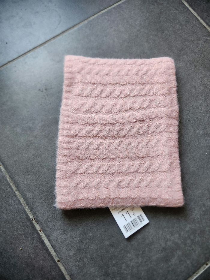 Tour de cou Okaidi taille 3 /5 ans - photo numéro 2