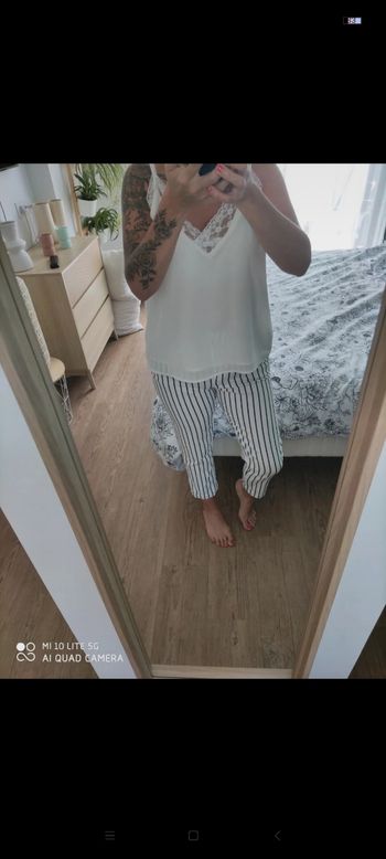 Pantalon rayé camaïeu taille haute 36.