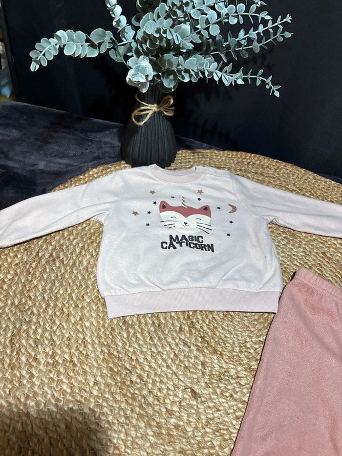 Pyjama deux pièces fille taille 24 mois - photo numéro 3