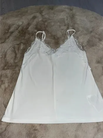 Débardeur dentelle
