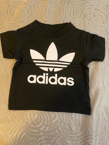 T-shirt Adidas