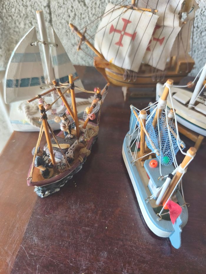 Lot de 6 petits bateaux - photo numéro 2