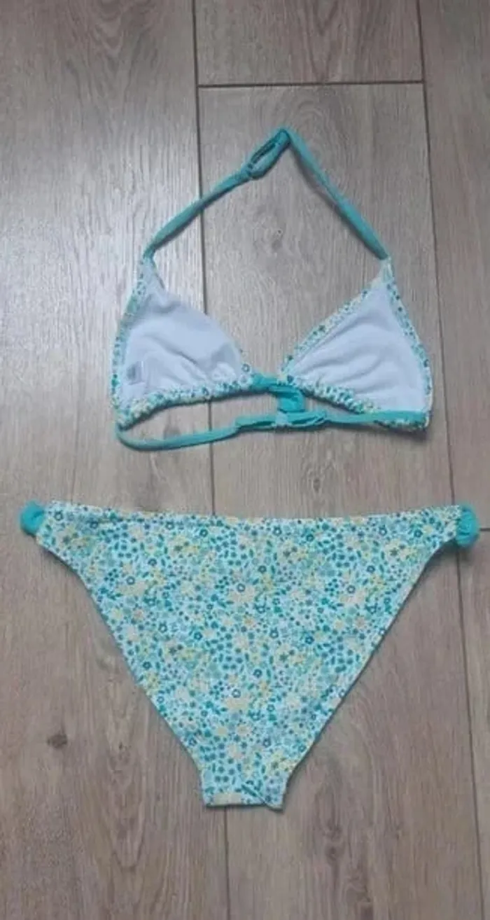 Maillot de bain 2 pces okaidi bleu turquoise/ blanc 12 ans état neuf - photo numéro 2