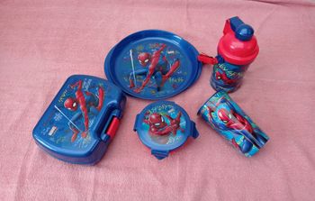 Spiderman - Lot vaisselle NEUF