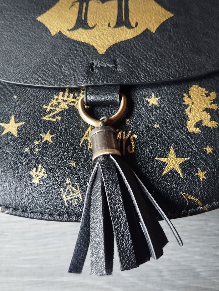 Harry Potter : Poudlard Sac à Bandoulière Luxe 22x18x5cm - photo numéro 4