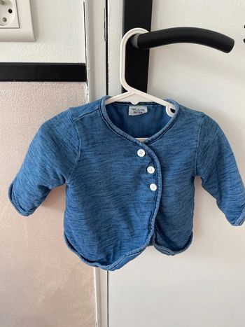 Gilet, matière chaudes, neuf mois