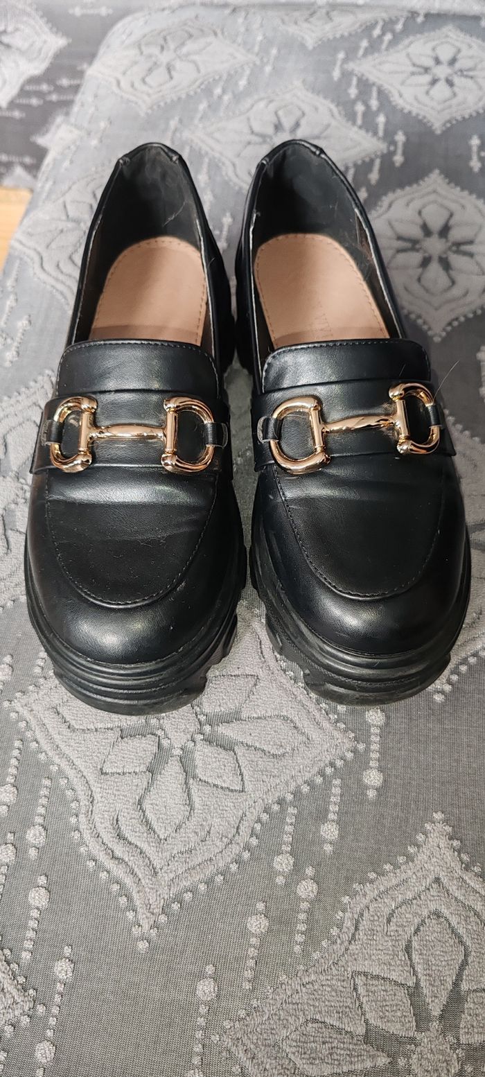 Chaussure noir