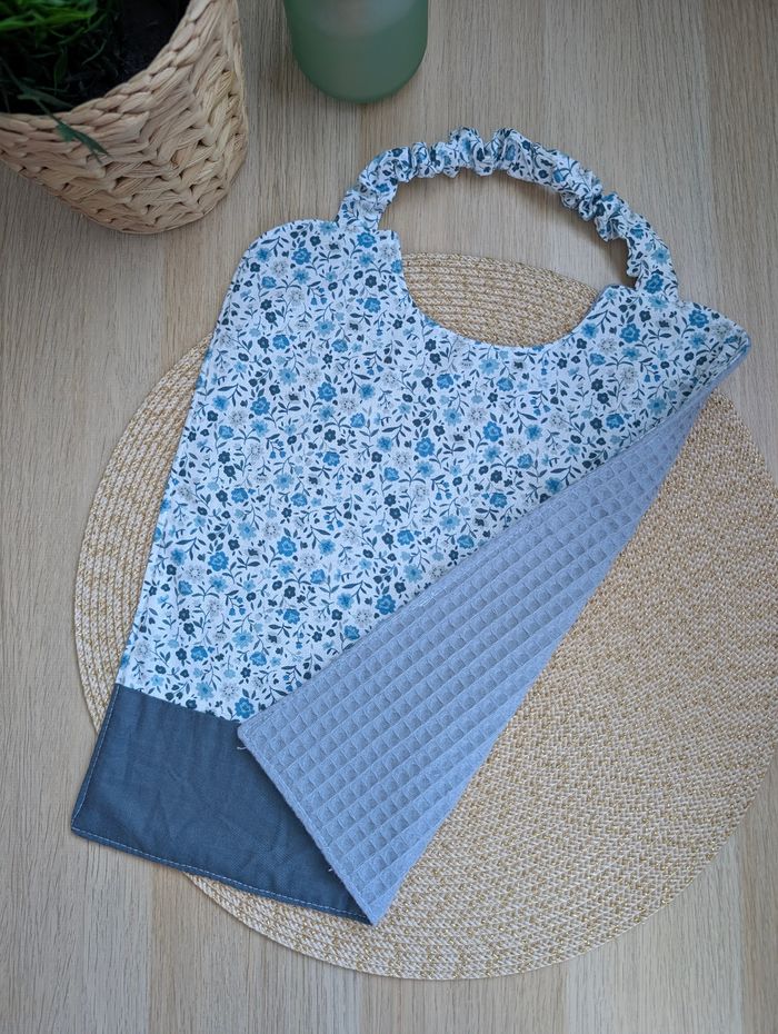 Serviette de cantine bleue fleurie - photo numéro 3