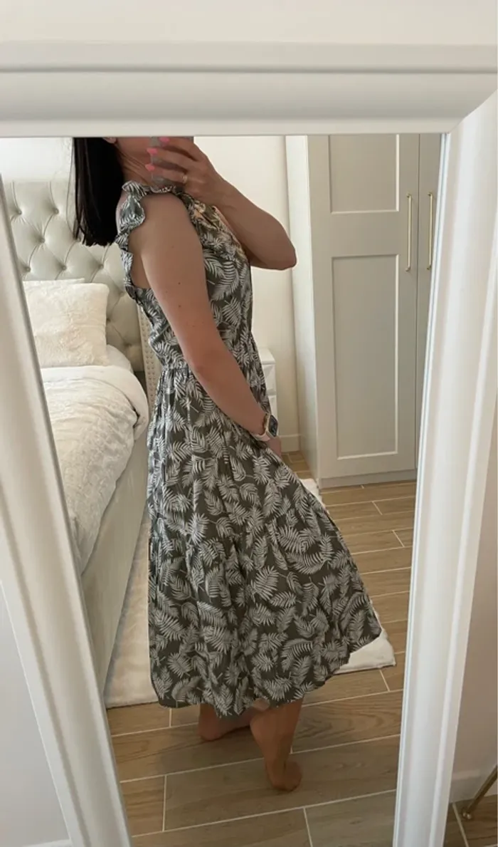 Robe longue feuille kaki/ blanc 36 neuf - photo numéro 3