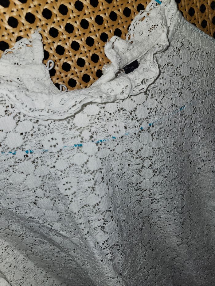 Blouse brodé  blanche kiabi - photo numéro 2