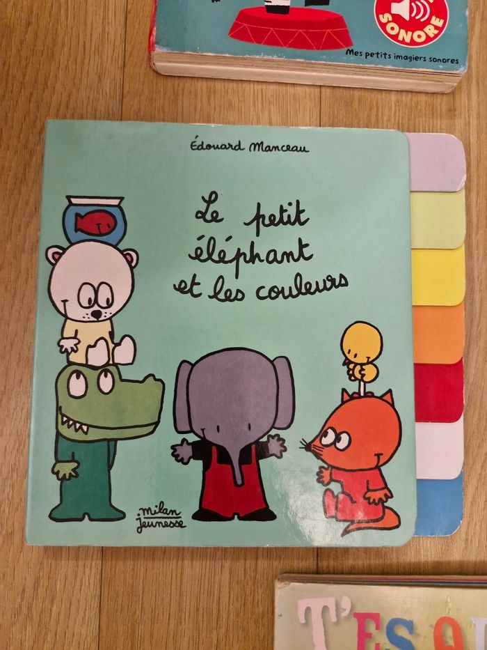 Lot de 4 livres interactifs + 1 offert bébé 12/24 mois - photo numéro 3