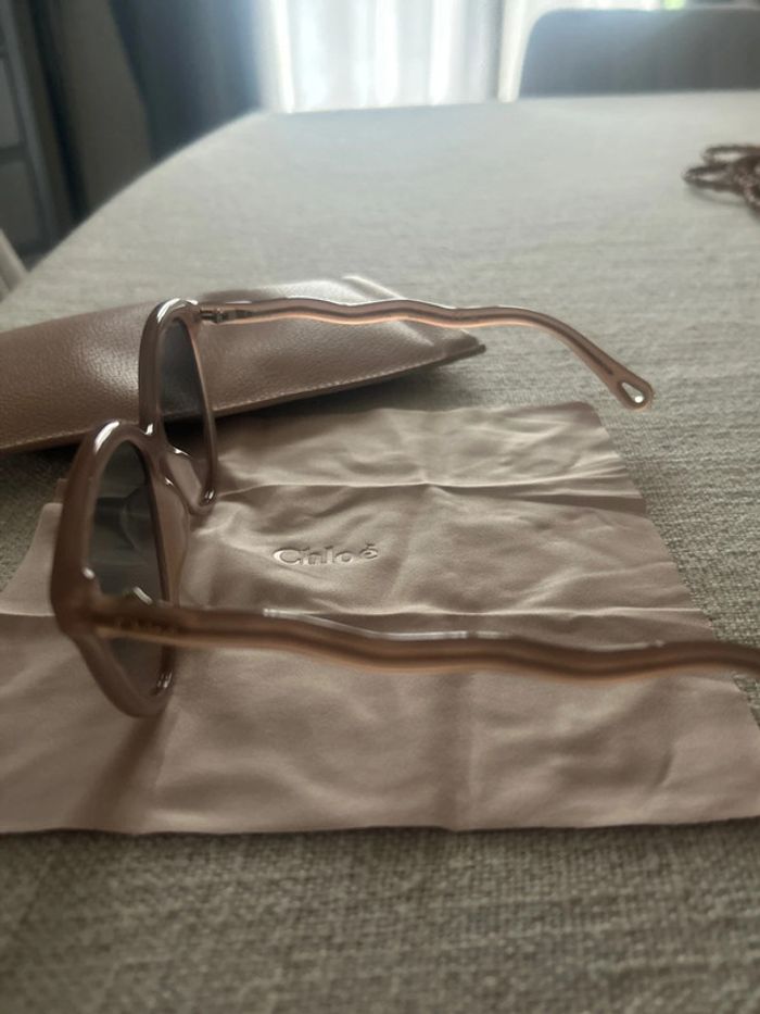 Lunettes de soleil Chloé parfait état - photo numéro 10