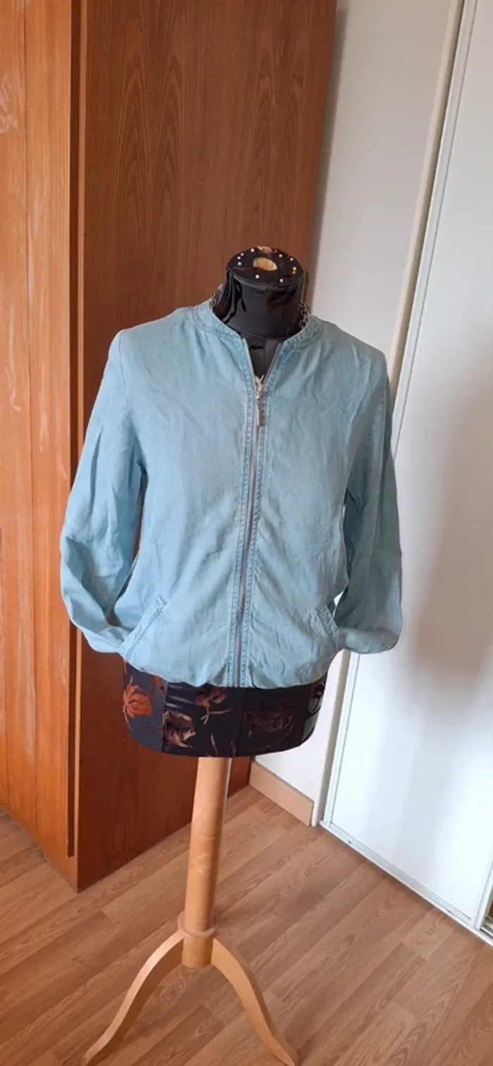 Veste légère brodée en Viscose - photo numéro 2