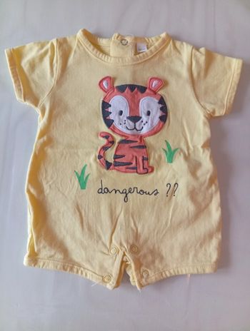 Grenouillère bébé