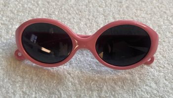 Lunette de soleil bébé fille dodue  catégorie 4