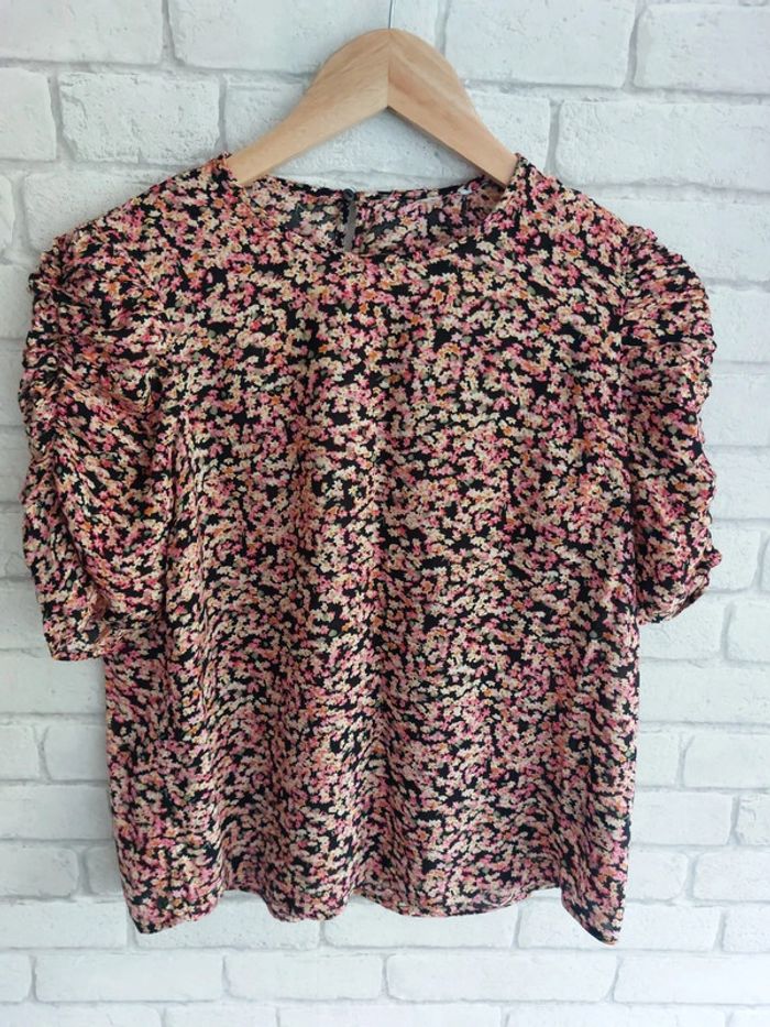 Blouse manches courtes H&M
taille 38