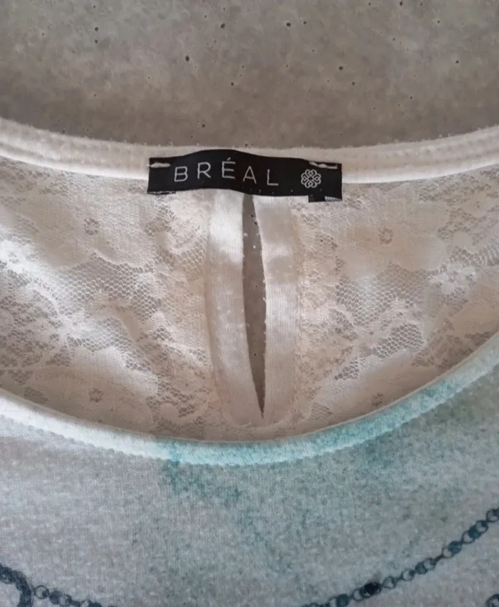 Haut femme breal taille 2 - photo numéro 2
