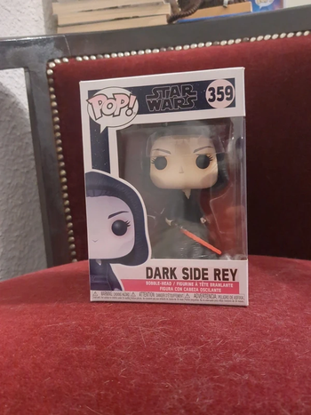 Figurine Pop Dark Side Rey