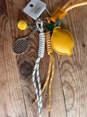 Porte clés neuf