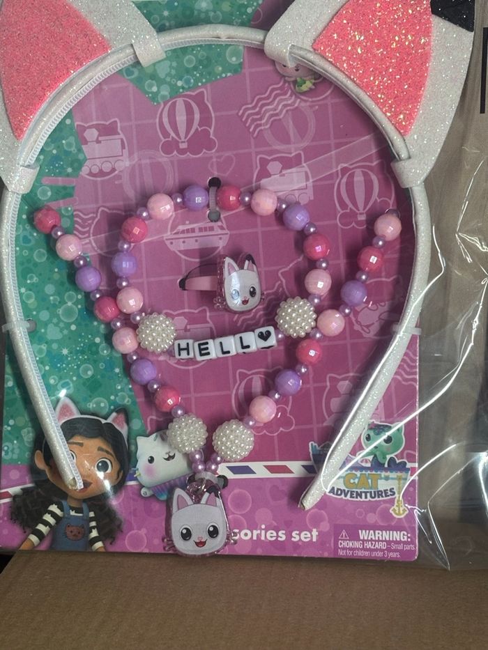 Gabby chat lot Figurines sirène + Serre-tête et bijoux Coffret Gabby chat amis mer-veilleux Gabby’s Dollhouse - photo numéro 4