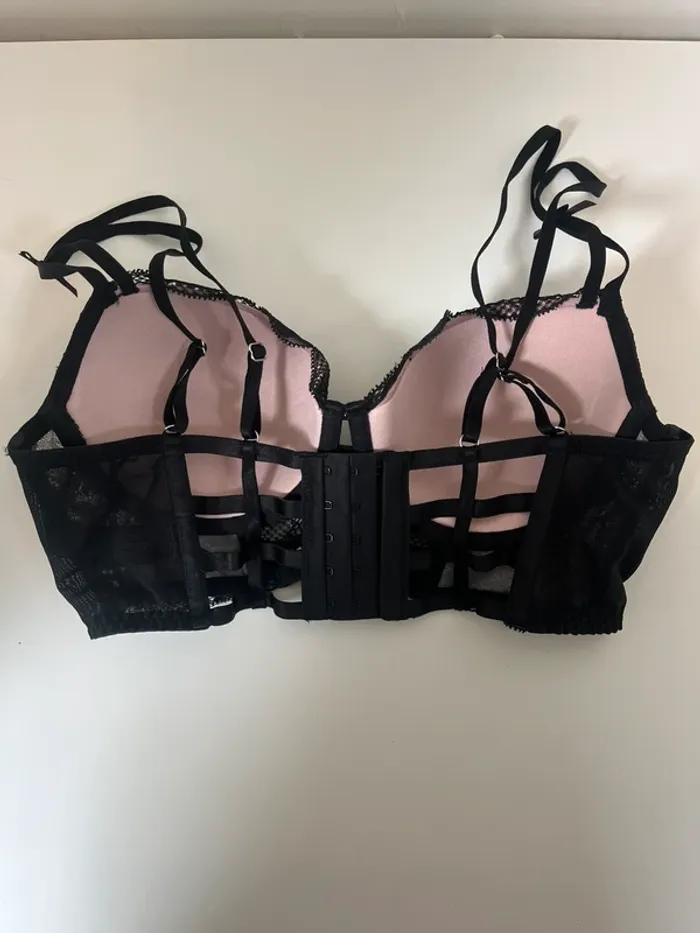 Soutien-gorge dentelle noire Rebecca Mir Taille 90C - photo numéro 2