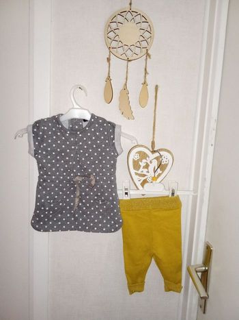 Ensemble bébé fille hiver Kiabi en 1 mois , robe, legging