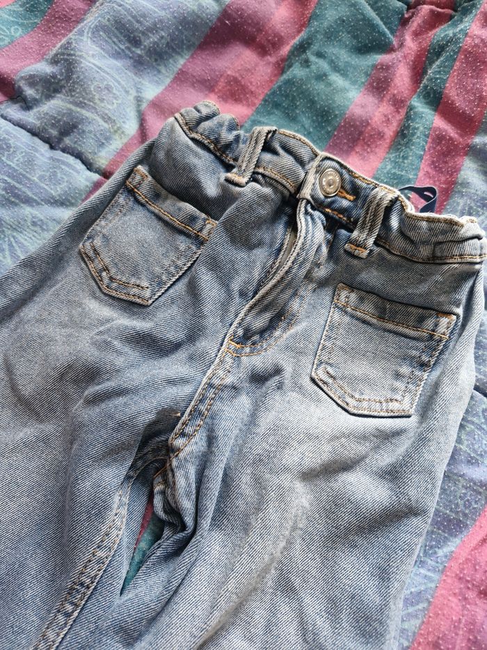 Beau jean large taille ajustable - photo numéro 2