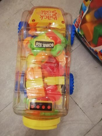 Voiture avec lego construction