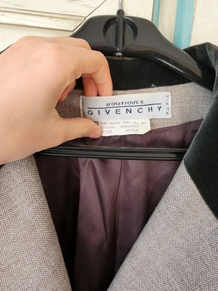 Blazer beige court Givenchy - photo numéro 3