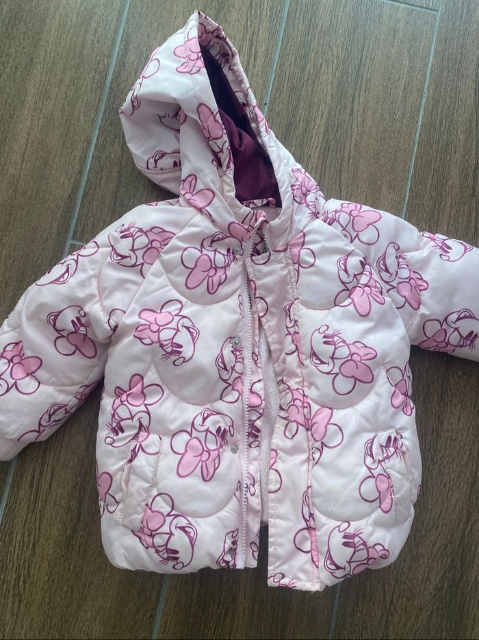 Doudoune Disney Minnie taille 18/24 mois