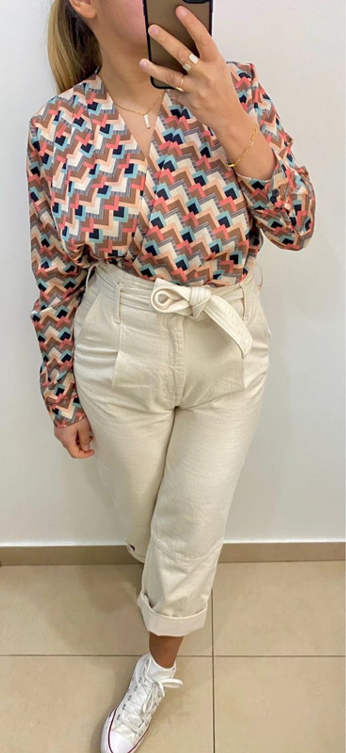 Jolie Blouse Col V Croisée  Taille Unique - photo numéro 2