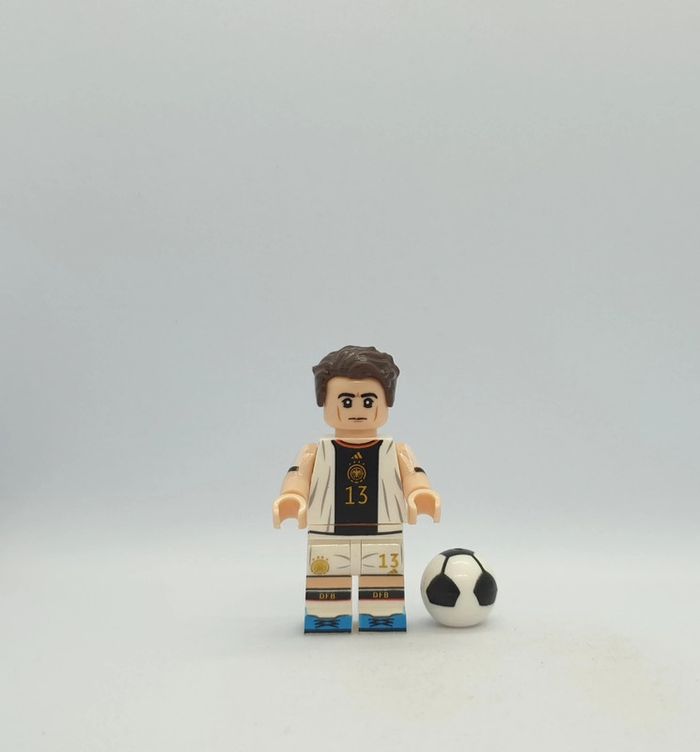 🎽 Figurine Footballeur Coupe du Monde 2022 Équipe de l'Allemagne - (Style Lego) 🎽 - photo numéro 5