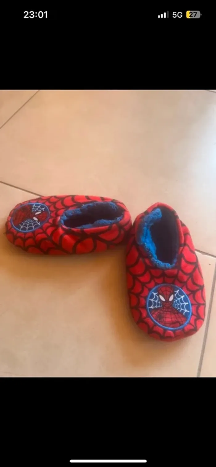 Chausson Spiderman taille 26