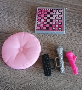 Accessoires maison barbie