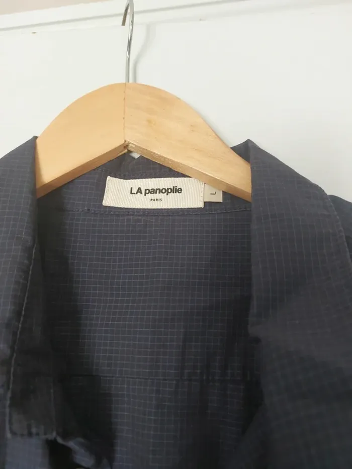 Chemise à carreaux bleu marine taille L - photo numéro 2