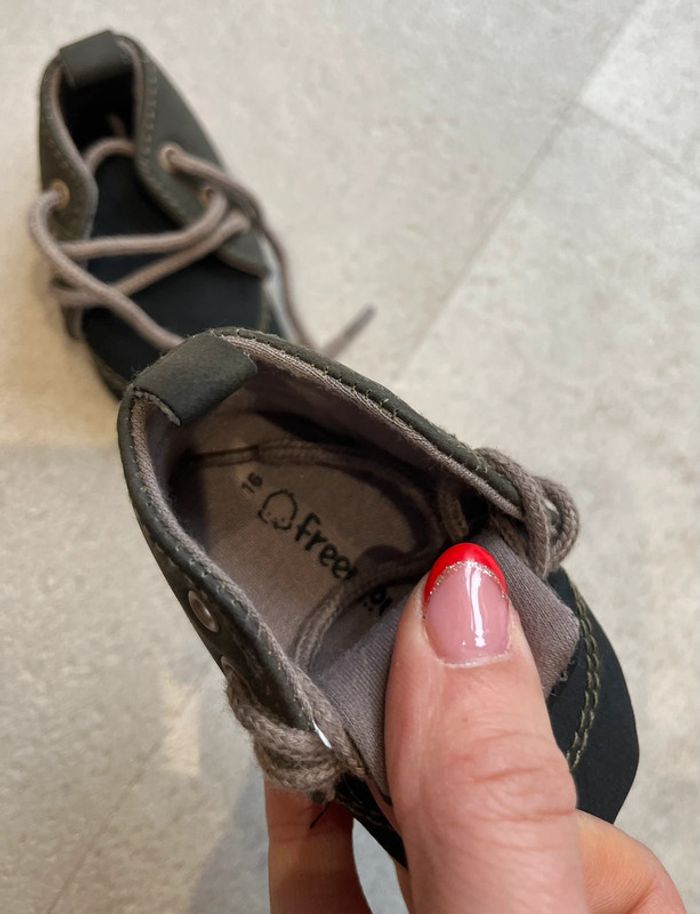Chaussures taille 16 - photo numéro 4