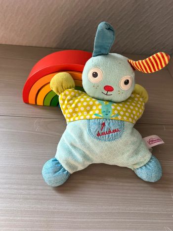 Doudou lapin pommette