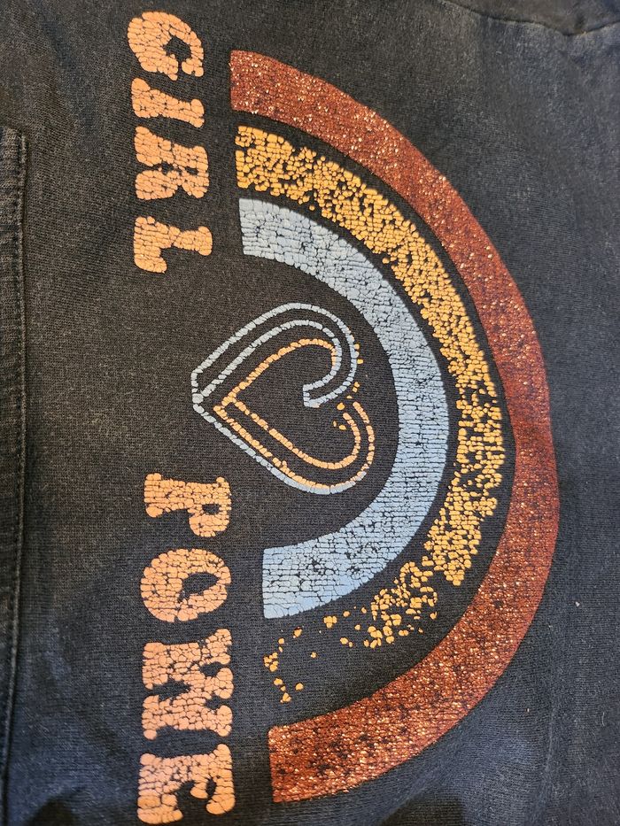 Pull a capuche - photo numéro 2