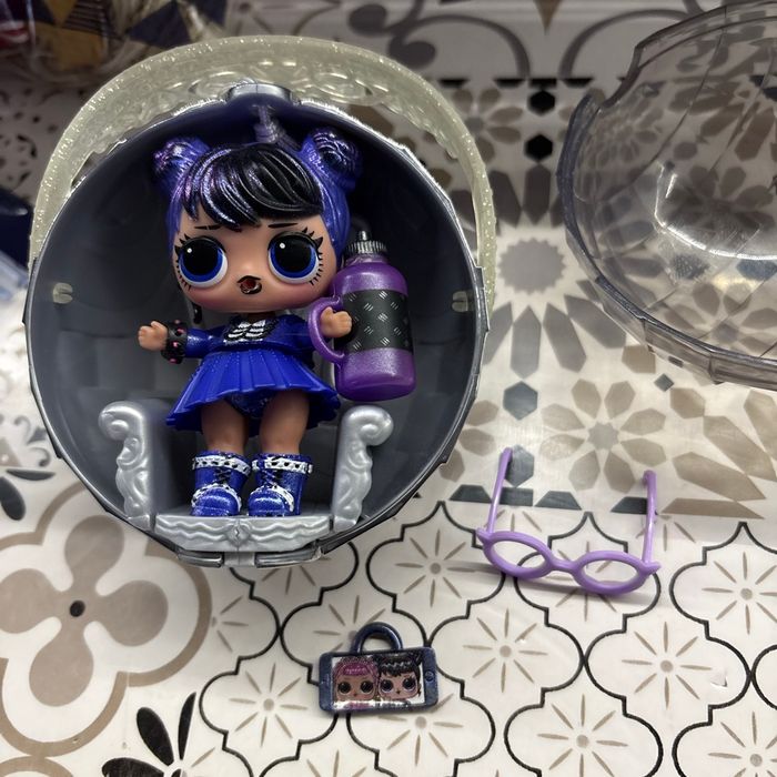 Poupée lol - photo numéro 3