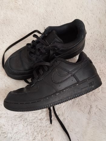 Basket Nike air force One pointure 31
