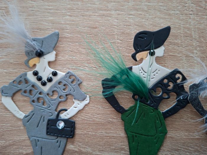 Lot embellissement scrapbooking, femmes rétro - photo numéro 3