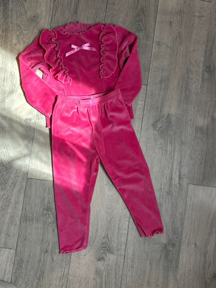 Ensemble rose