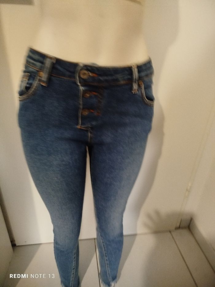 #kytieSfemme. Jeans taille S - photo numéro 2
