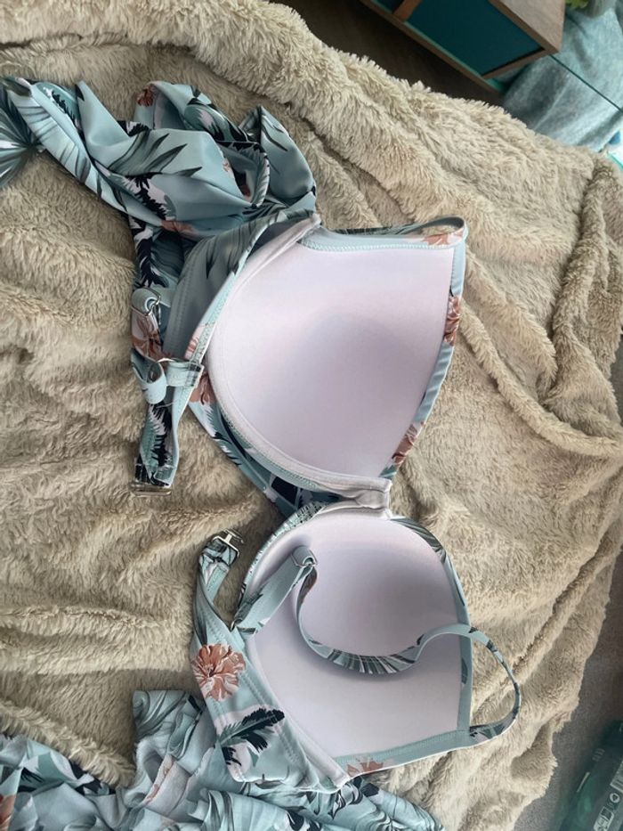 Maillot de bain NEUF - photo numéro 8