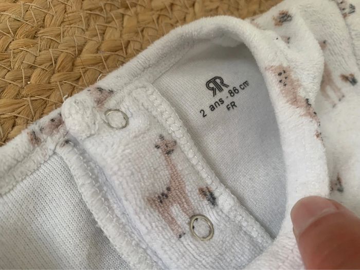 Lot 2 pyjama velours blanc rose biche La Redoute 2 ans - photo numéro 14